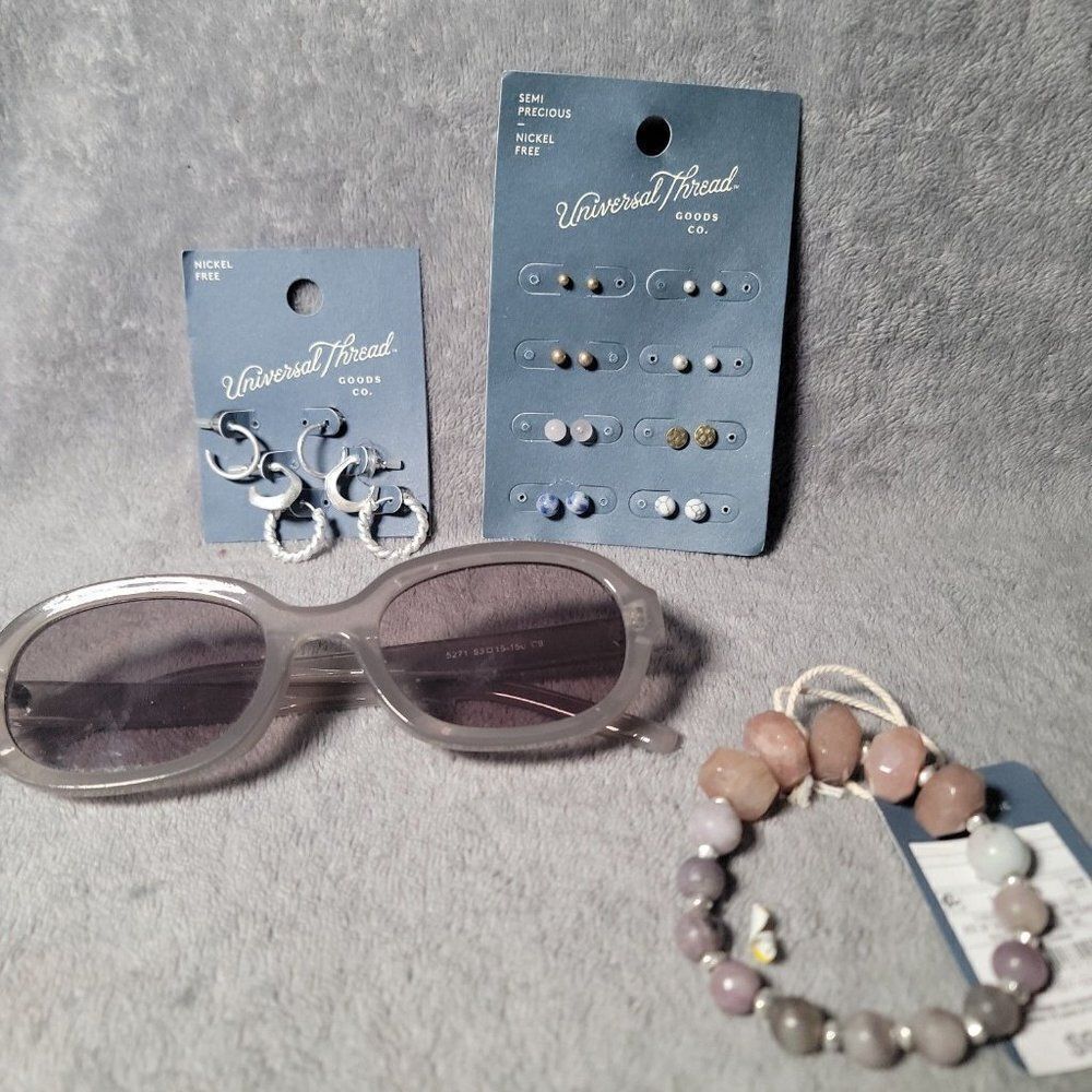 Universal Thread Womens Multicolor Nickle Free Stone Beaded Accessory Bundle